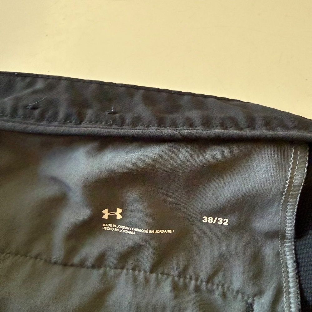 Under Armour Solid Black Regular Fit Straight Leg Performance Chino Pant 38 x 32 - Picture 5 of 10